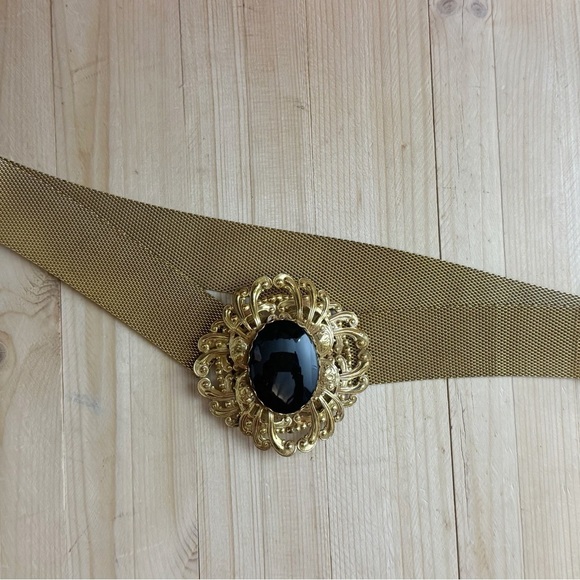 Miriam Haskell Vintage Gold Mesh Belt Black Gem Statement 80s Glam 26” main image 10